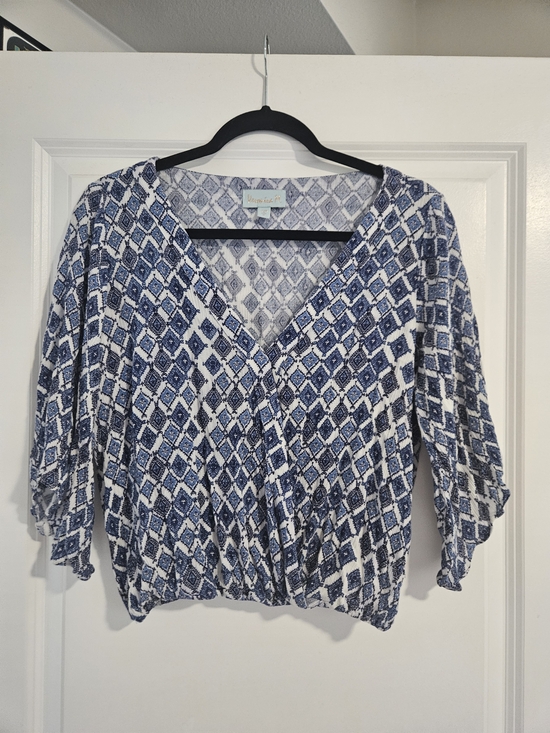 Veronica M Tops - Veronica M Boho Blue and White Diamond Print V-Neck Blouse - Size Medium